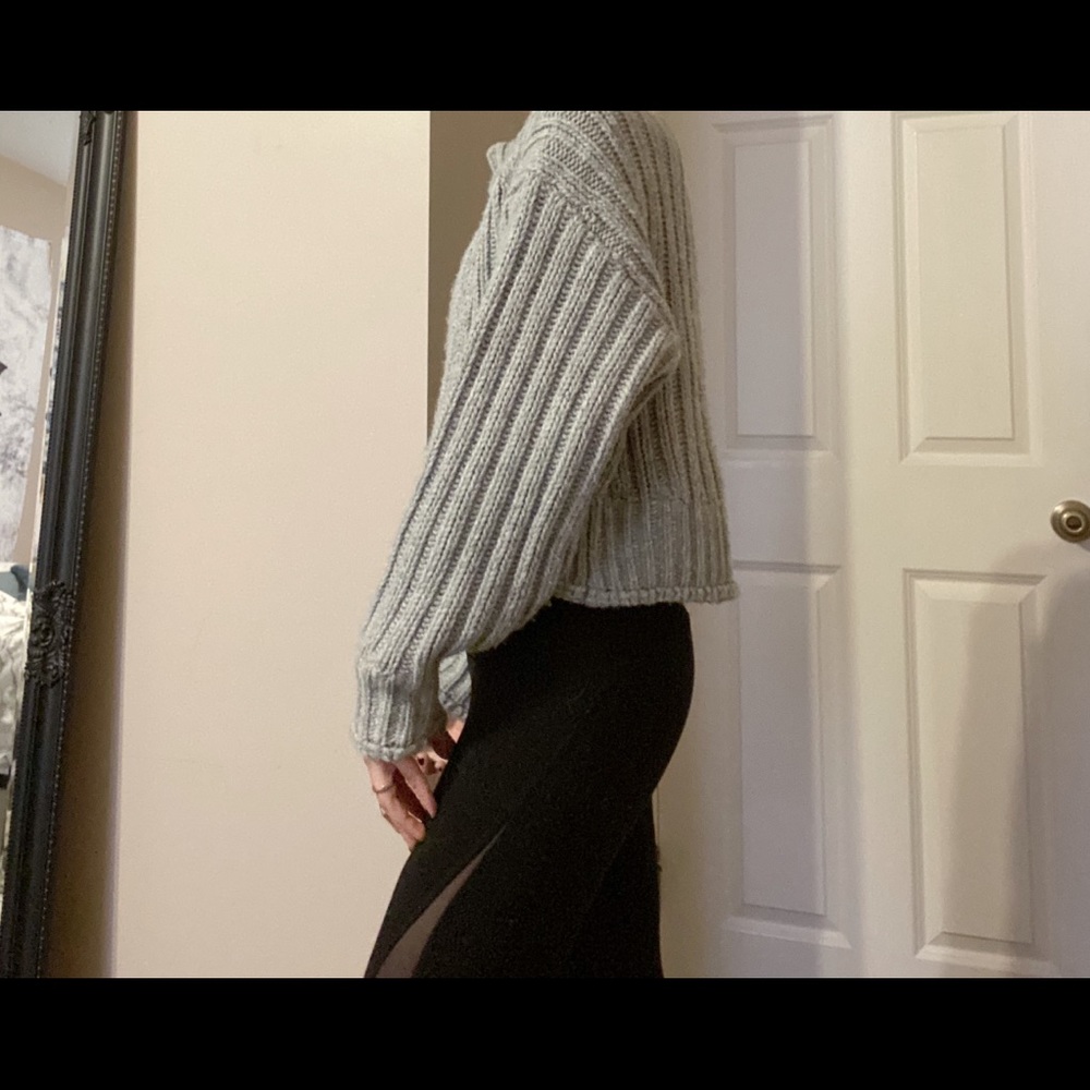 Turtle neck sweater - Picture 3 of 4